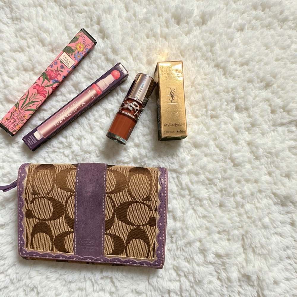 Y2K Coach Signature Monogram Stripe Purple Lavender Beige Wallet.